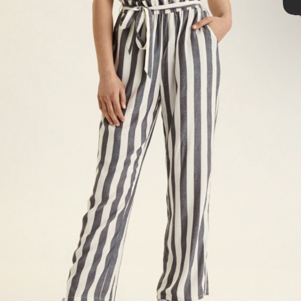 AMERICAN EAGLE STRIPED FLOWY TIE PANTS GREY SIZE SMALL